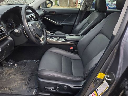 Used 2018 Lexus IS 300 w/ Accessory Package image 16