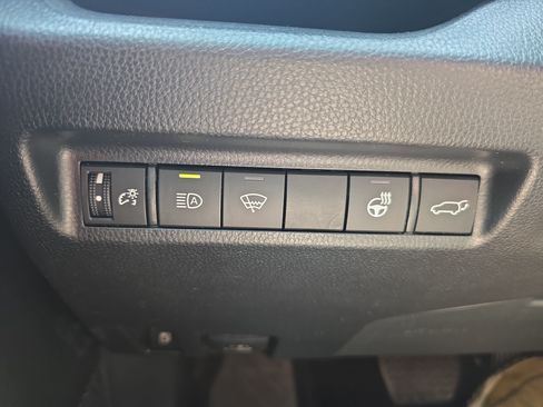 Used 2022 Toyota RAV4 SE w/ Convenience Package AWD/4WD image 26
