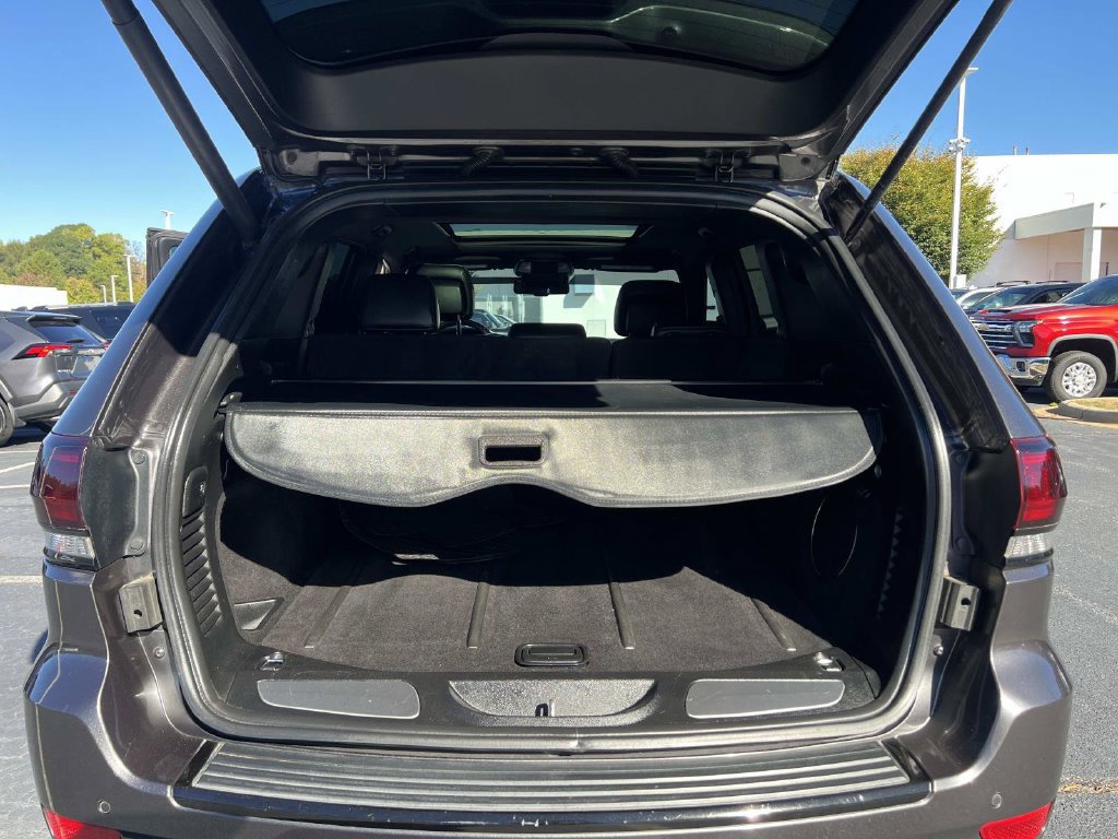 Used 2014 Jeep Grand Cherokee SRT8 w/ Luxury Group II AWD/4WD image 12