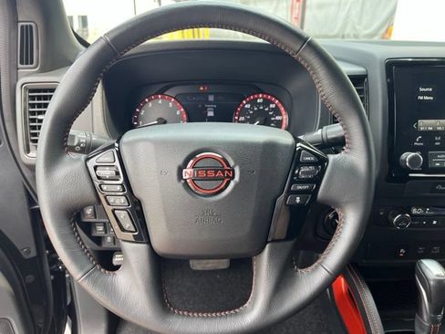 Used 2024 Nissan Frontier PRO-4X w/ Technology Package AWD/4WD image 22