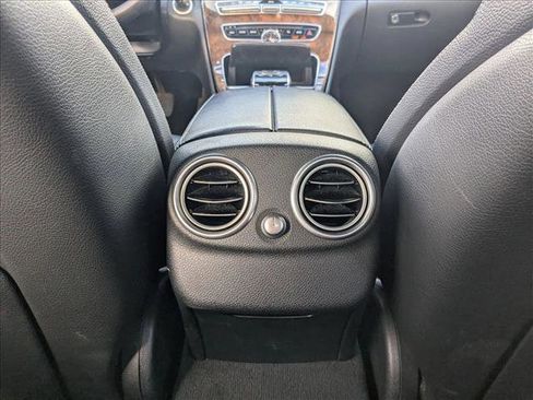 Used 2018 Mercedes-Benz C 300 4MATIC Sedan image 18