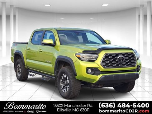 Used 2023 Toyota Tacoma TRD Off-Road w/ TRD Premium Off Road Package image 1