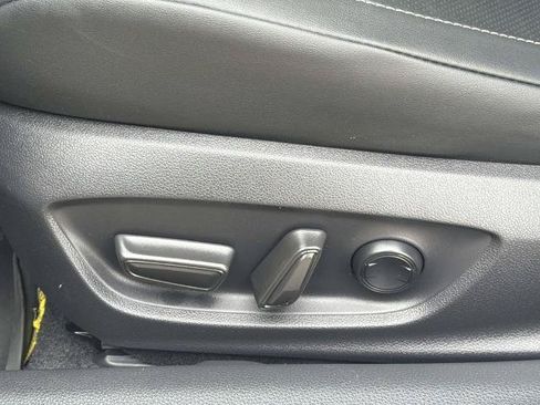 Used 2024 Toyota Prius XLE FWD image 23