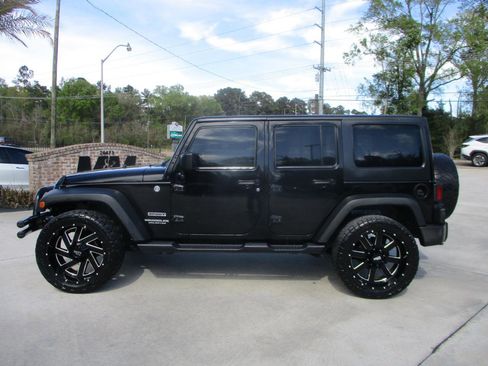 Used 2015 Jeep Wrangler Unlimited Sport w/ Quick Order Package 24S image 17
