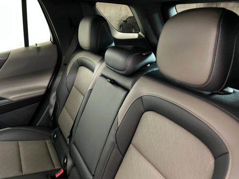 Certified 2025 Chevrolet Equinox LT w/ Convenience Package II image 21