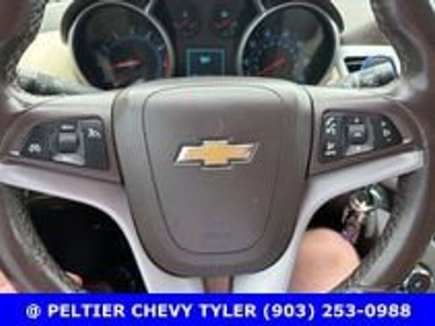 Used 2013 Chevrolet Cruze LT FWD image 18