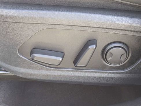 Used 2023 Kia Sorento S w/ Panoramic Sunroof Package image 20