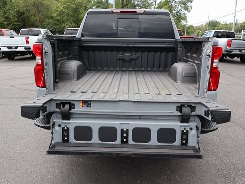 Used 2024 Chevrolet Silverado 1500 LT Trail Boss w/ LT Trail Boss Premium Package image 32