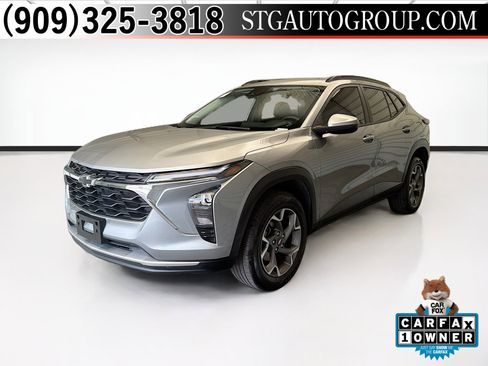 Used 2025 Chevrolet Trax LT w/ Driver Confidence Package FWD image 1