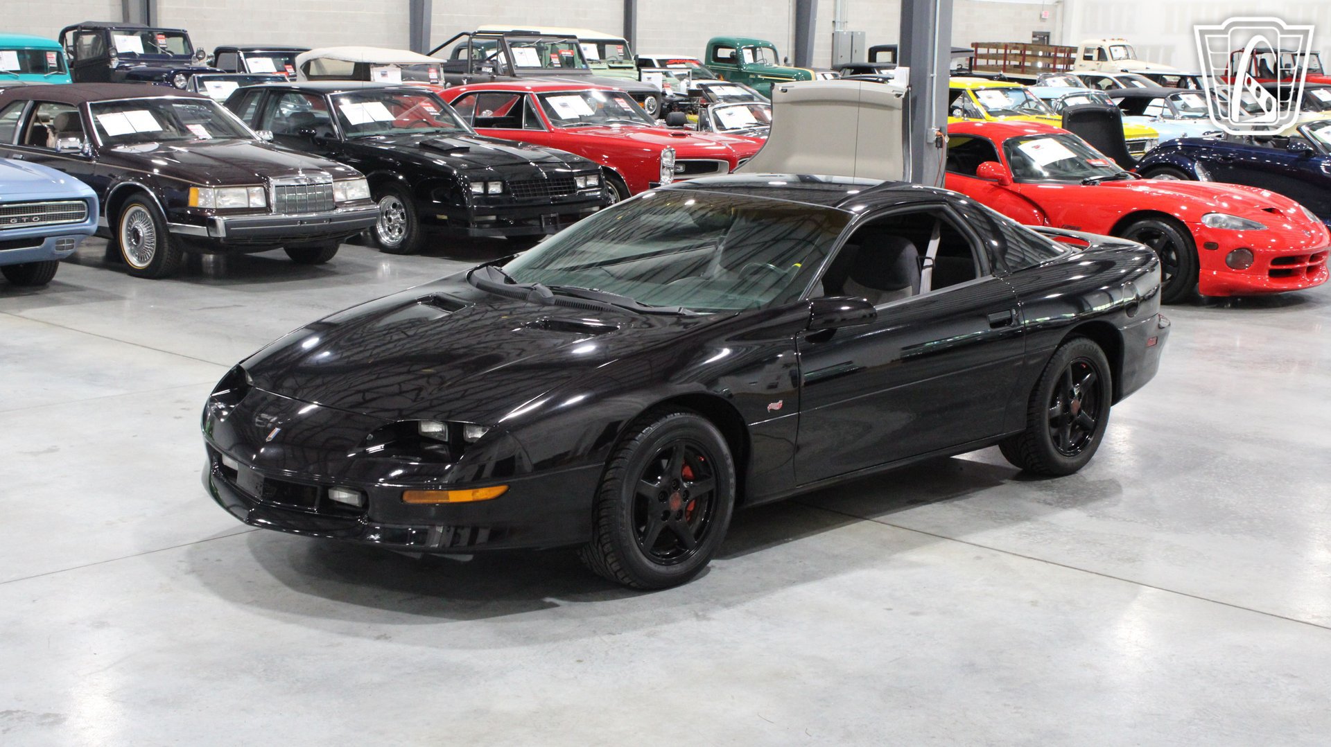 Used 1995 Chevrolet Camaro Z28 RWD image 28
