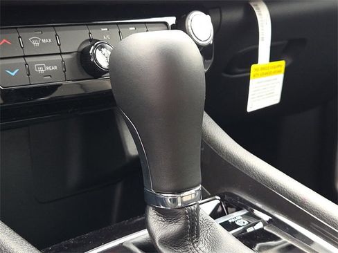 New 2026 Jeep Compass Latitude image 24