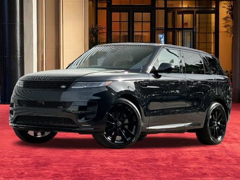 Used 2025 Land Rover Range Rover Sport Dynamic SE image 2