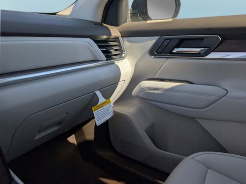 New 2026 GMC Terrain Denali image 29