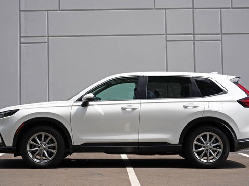 Used 2023 Honda CR-V EX-L image 8