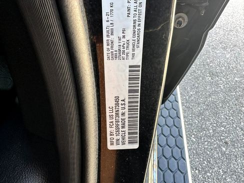 Used 2021 RAM 1500 Big Horn image 43