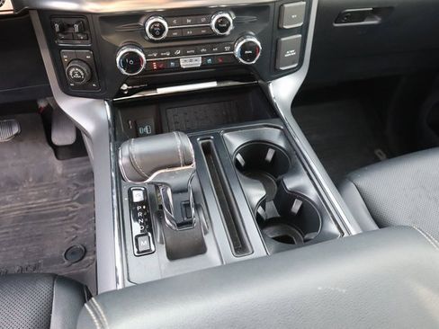 Used 2023 Ford F150 Lariat w/ Trailer Tow Package image 40