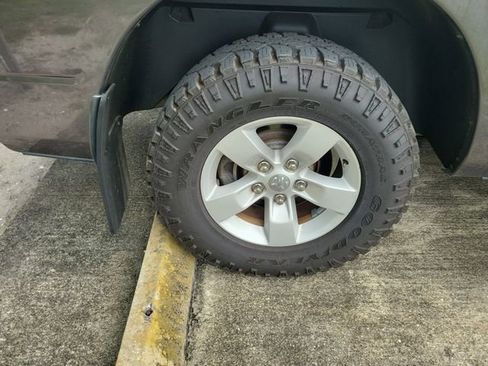 Used 2018 RAM 1500 Express RWD image 5