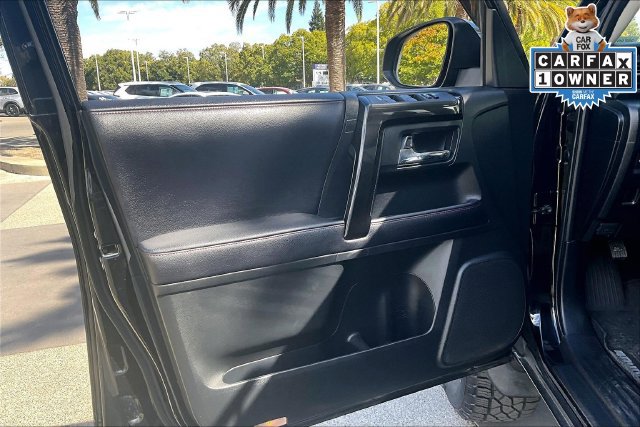 Used 2019 Toyota 4Runner TRD Off-Road AWD/4WD image 22