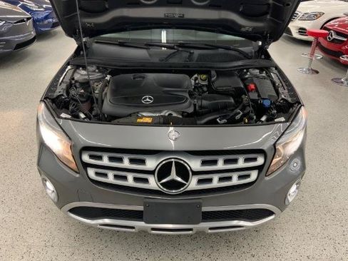 Used 2018 Mercedes-Benz GLA 250 4MATIC w/ Premium Package image 35