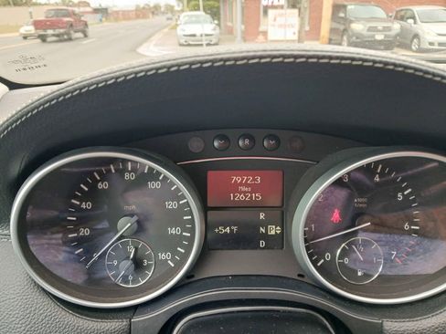 Used 2008 Mercedes-Benz GL 550 4MATIC image 7