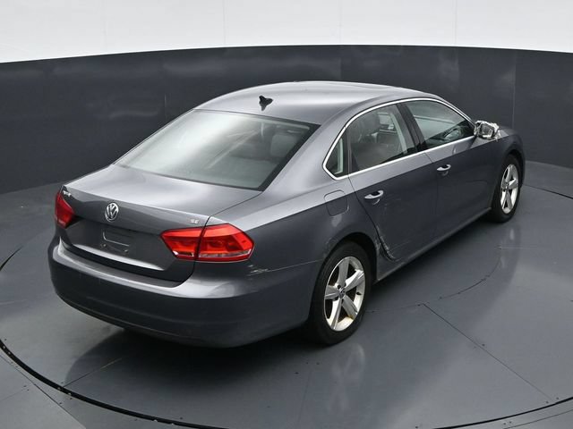 Used 2012 Volkswagen Passat 2.5 SE FWD image 32
