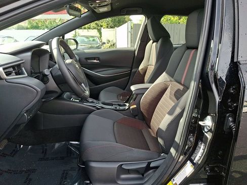 Certified 2025 Toyota Corolla SE w/ Convenience Package FWD image 14