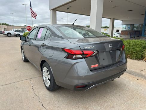 Used 2024 Nissan Versa S FWD image 6