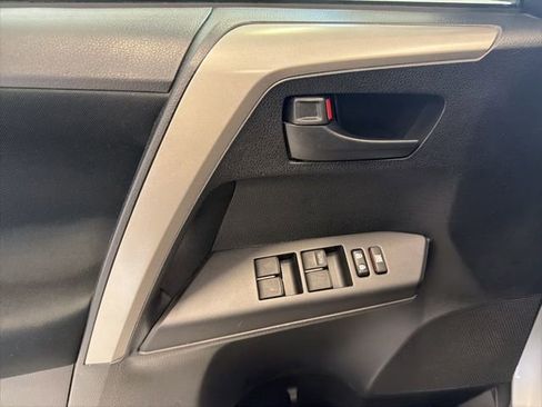 Used 2018 Toyota RAV4 LE w/ All Weather Liner Package image 24