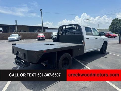 Used 2019 RAM 3500 Tradesman w/ Chrome Appearance Group AWD/4WD image 4