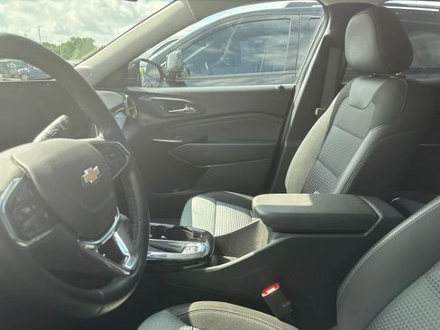 Used 2025 Chevrolet Trax LT w/ Driver Confidence Package FWD image 32