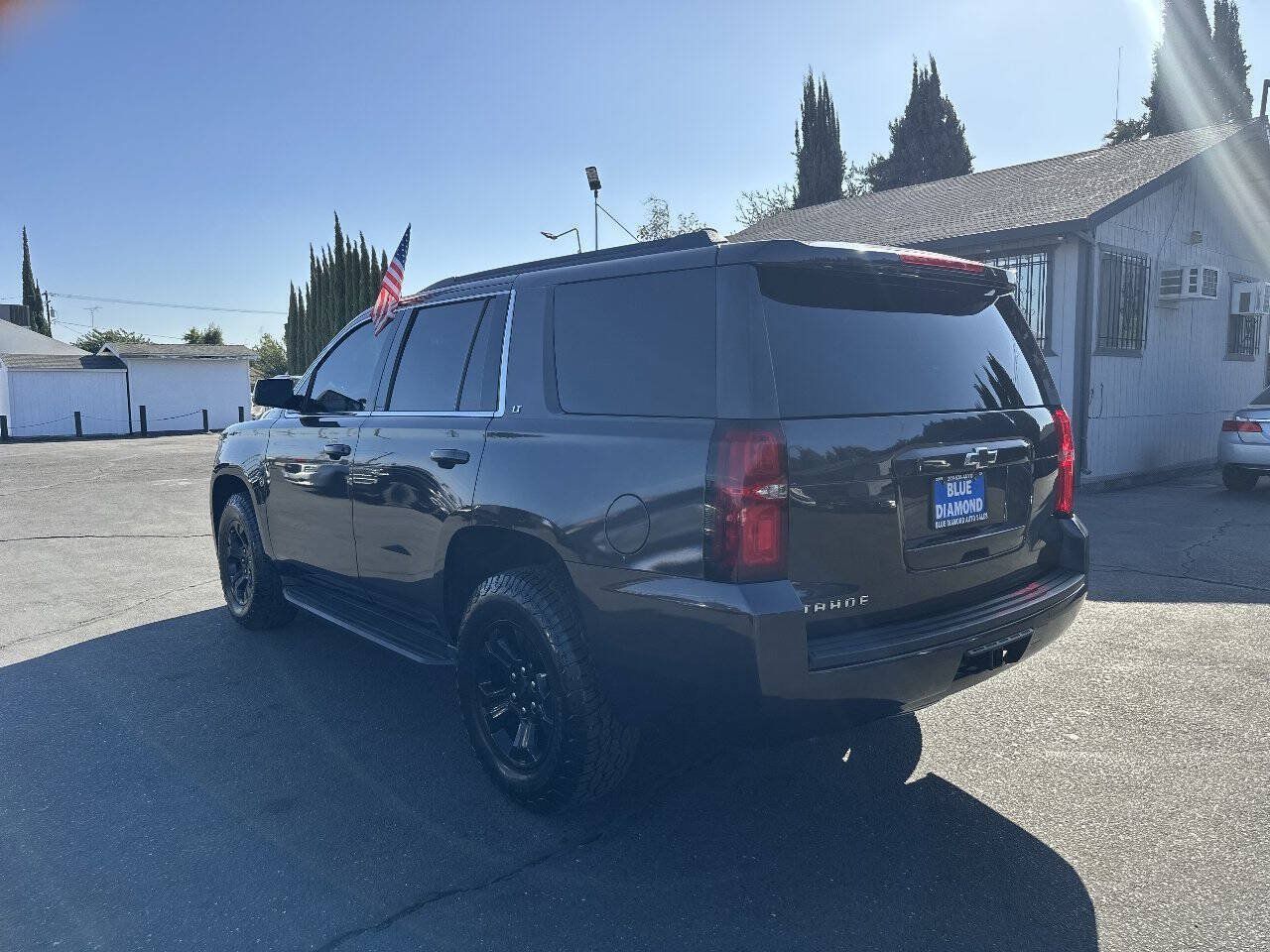Used 2015 Chevrolet Tahoe LT RWD image 4