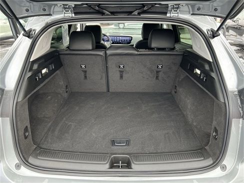 Certified 2025 Buick Envision Preferred image 17