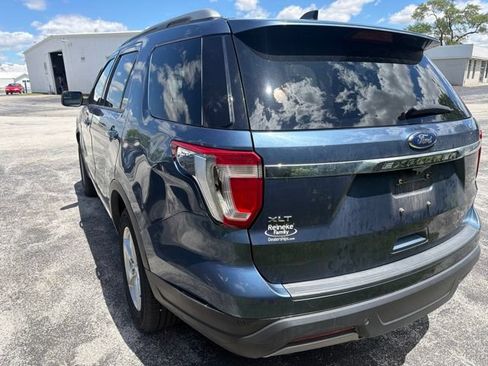Used 2019 Ford Explorer XLT FWD image 9