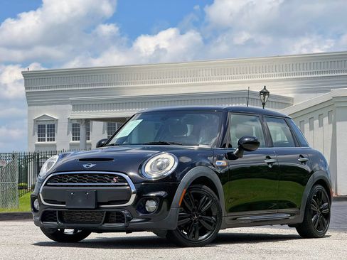 Used 2016 MINI Cooper S FWD image 1