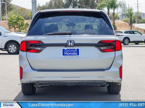 New 2026 Honda Odyssey EX-L image 8