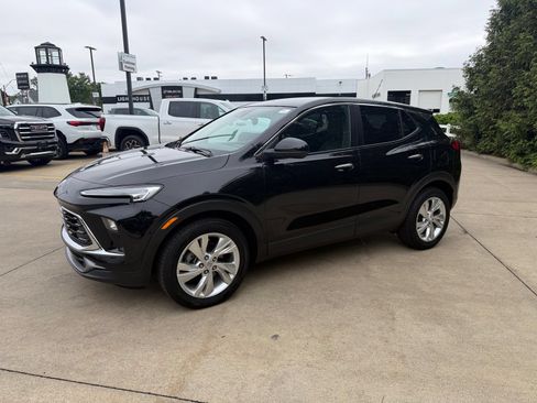Used 2024 Buick Encore GX Preferred FWD image 7