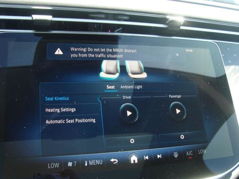 Used 2024 Mercedes-Benz E 350 4MATIC Sedan image 33