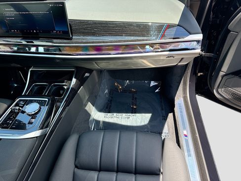 New 2026 BMW i7 eDrive50 w/ Executive Package RWD image 17