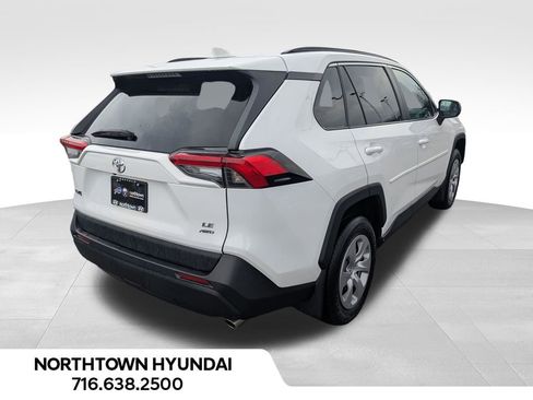 Used 2021 Toyota RAV4 LE image 13