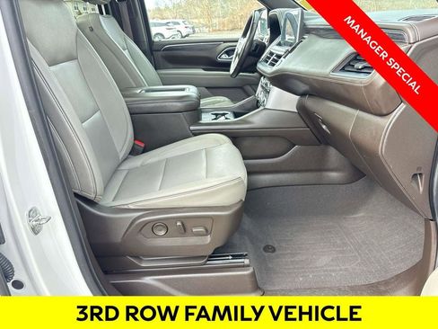 Used 2021 GMC Yukon SLT w/ SLT Premium Package image 19