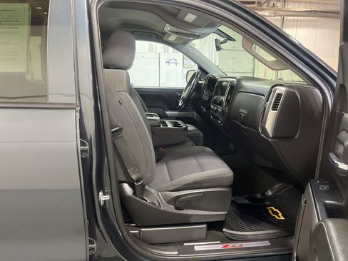 Used 2018 Chevrolet Silverado 1500 LT w/ All Star Edition AWD/4WD image 28