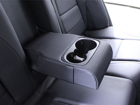 Used 2022 Mercedes-Benz GLE 350 image 16