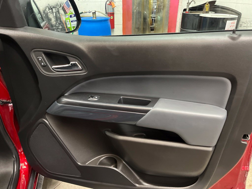 Used 2021 Chevrolet Colorado Z71 AWD/4WD image 26