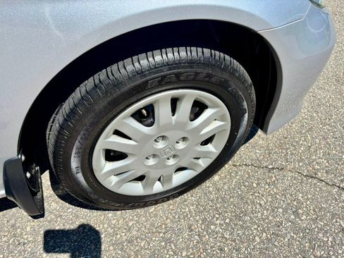 Used 2005 Honda Civic LX image 35