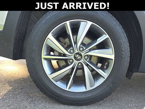 Used 2019 Hyundai Santa Fe FWD image 6