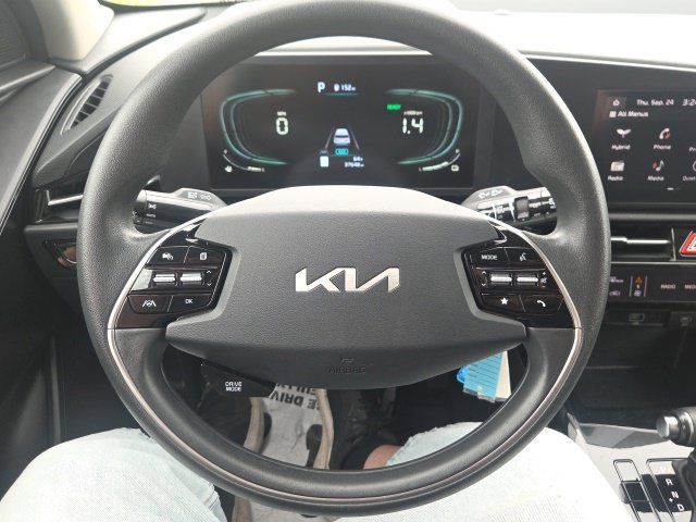 Used 2024 Kia Niro LX FWD image 33
