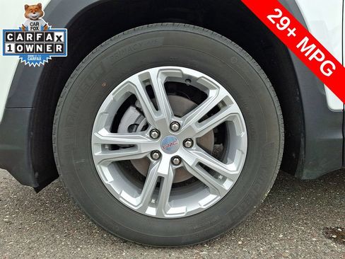 Used 2023 GMC Terrain SLE FWD image 8