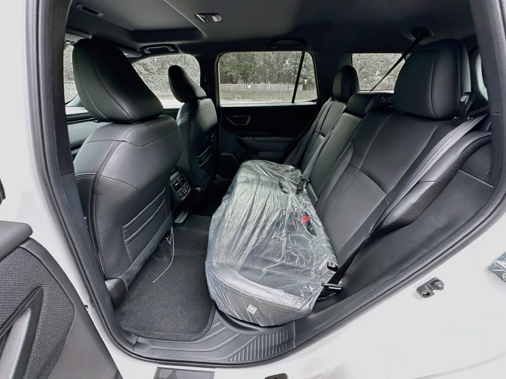 New 2026 Subaru Outback Limited AWD/4WD image 31