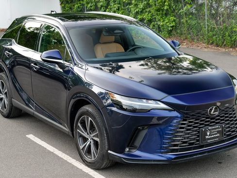Used 2023 Lexus RX 350 Premium w/ Cold Area Package AWD/4WD image 10