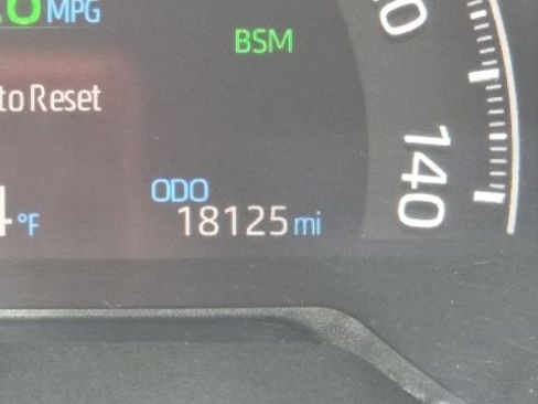 Used 2025 Toyota RAV4 XLE w/ Weather Package image 9